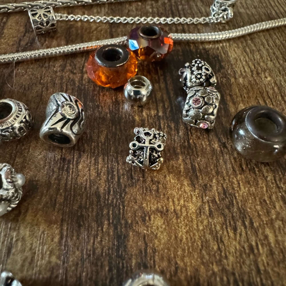 Bracelet with charms - Picture 8 of 14